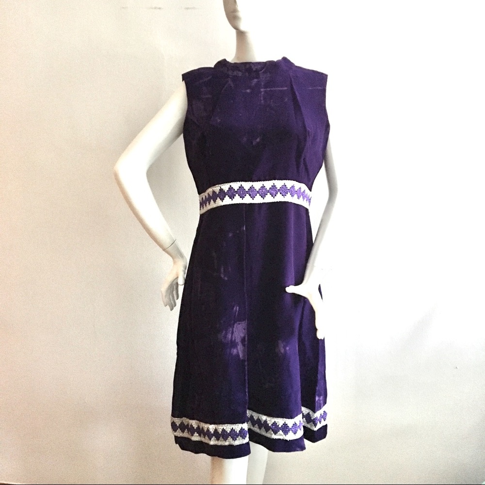 Vintage 1960s Velvet Mod Dress Gogo - Picture 2 of 14